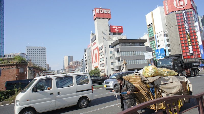 2010-11 »CARDBOARD COLLECTOR IN AKIHABARA« 