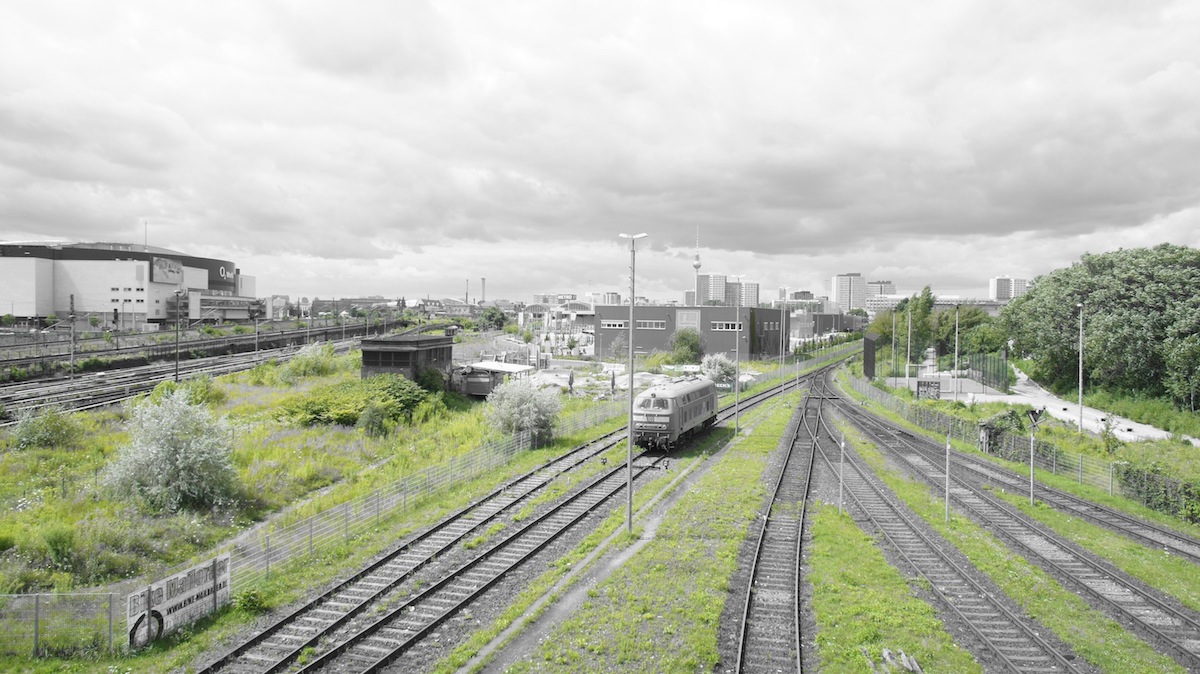 2011-02 »GREEN BERLIN PANORAMA WITH DIESEL ENGINE« 