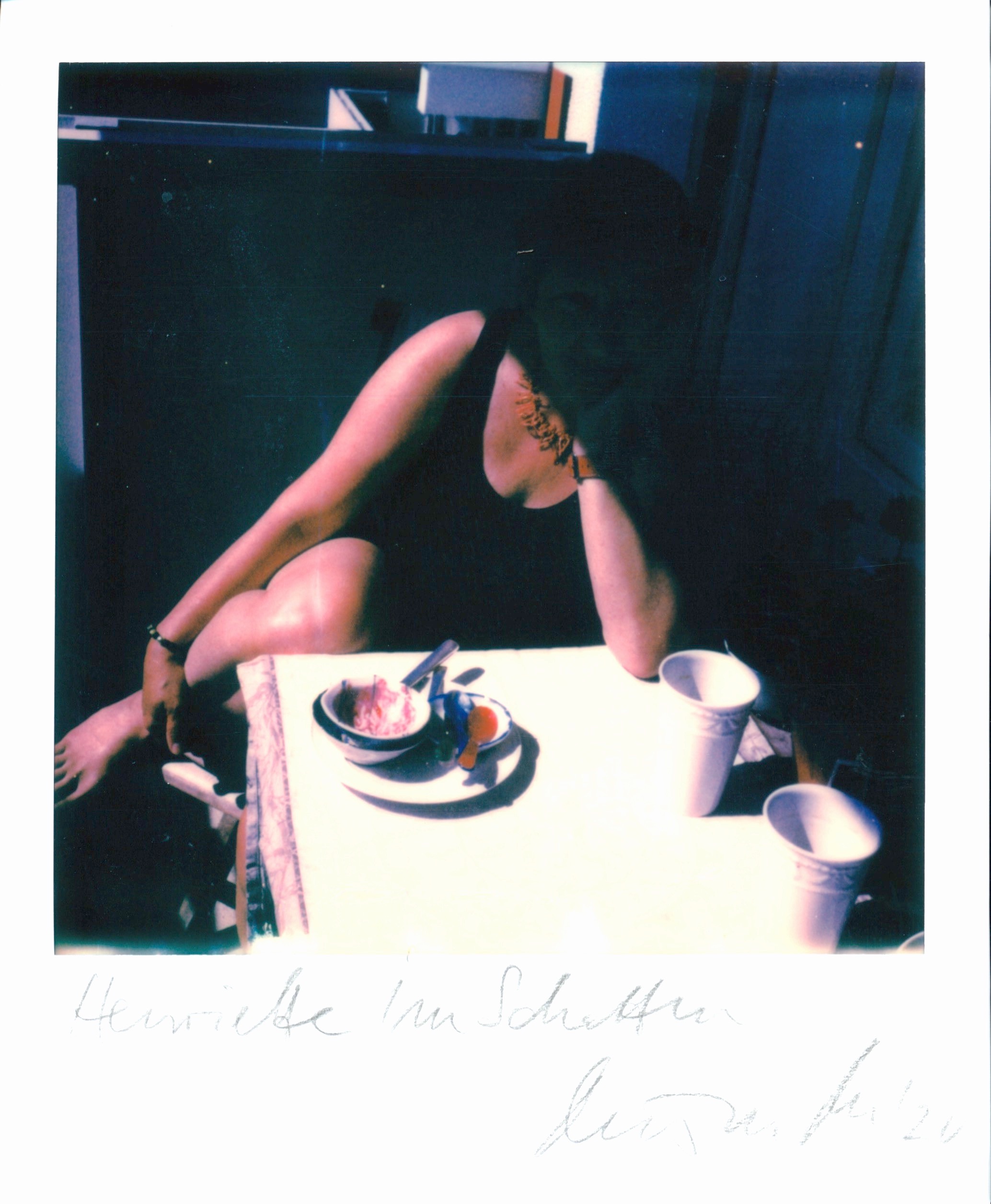 Polaroid 2020-27 »HENRIETTE IM SCHATTEN« - SX70 Polaroid Original - (c)rbockberlin2020